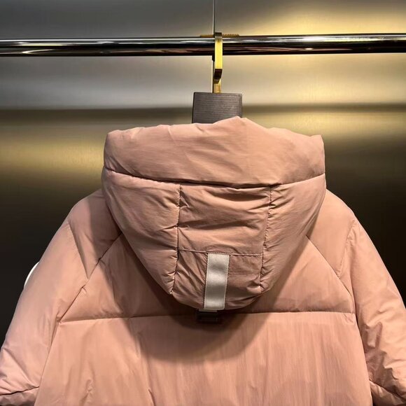 Canada Goose Capsule White Label Down Jacket Pink Size M - Picture 9 of 12